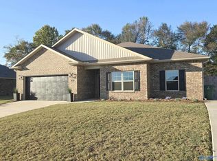 512 Wolf Trce, Hartselle, AL 35640