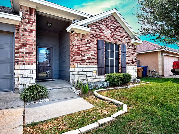 2nd image of 10113 Maverick Dr