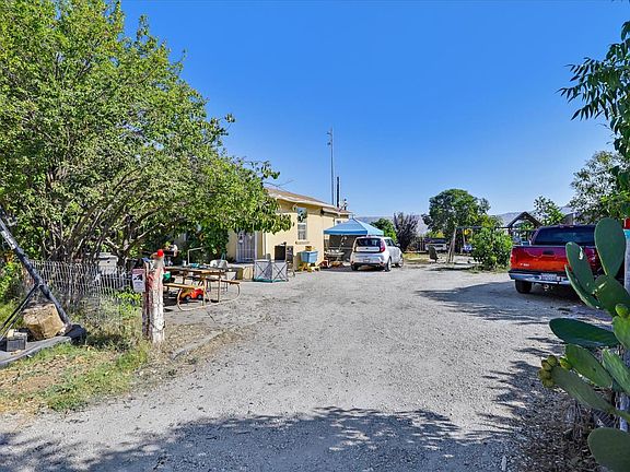 2nd image of 14514 Crowner Ave