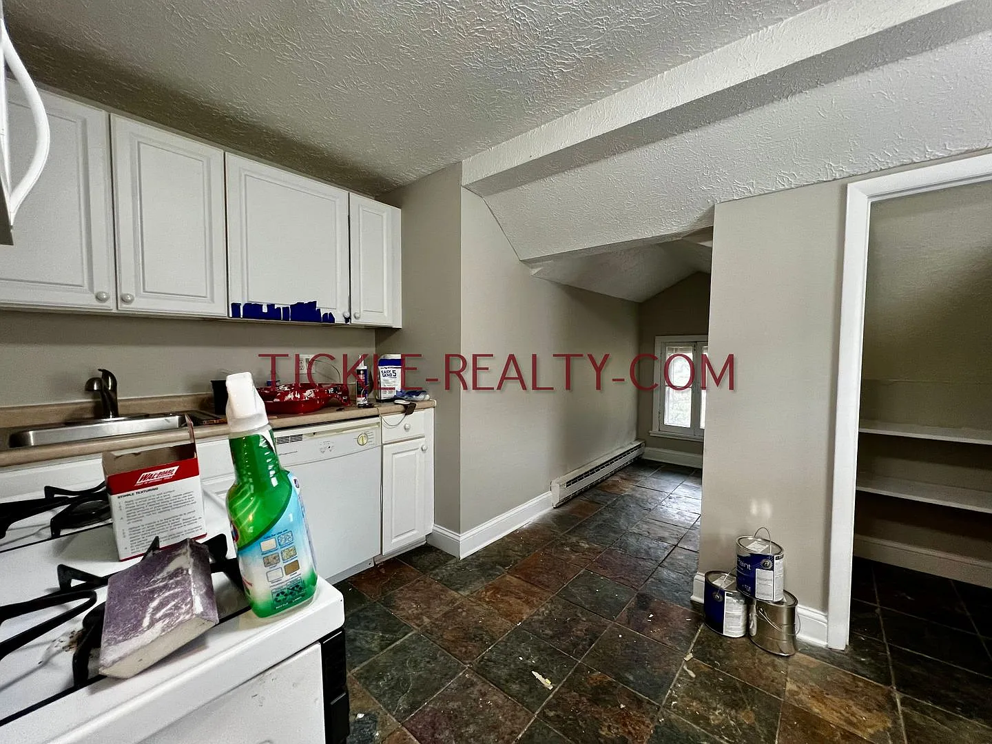 23 Portsmouth Terrace — Photo 4