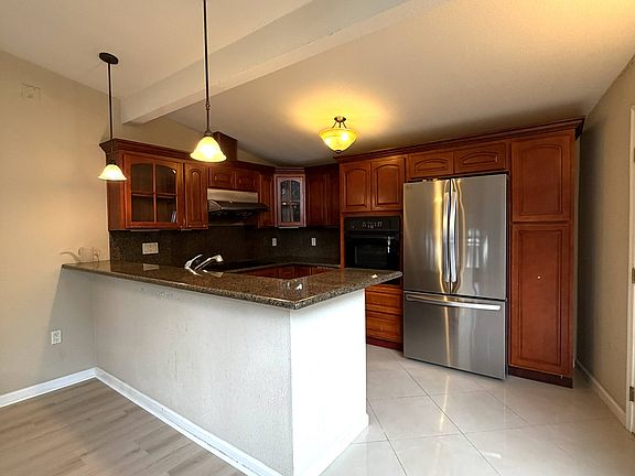 2nd image of 4195 Park Blvd