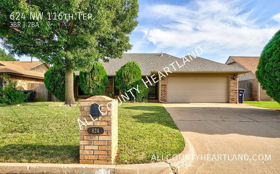 1st image of 624 NW 116th Ter