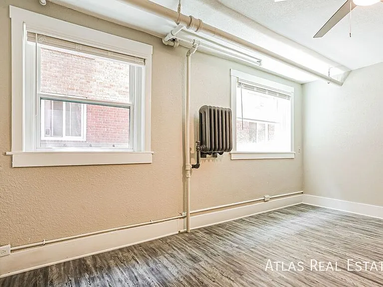 970 N Pearl St #D — Photo 13
