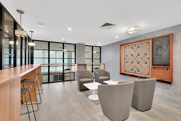 Rented by REAL New York | media 25