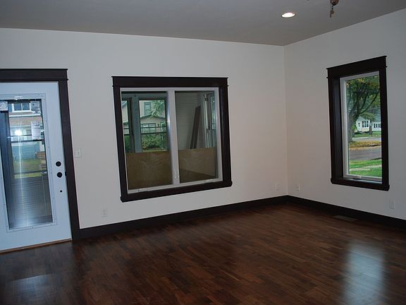 5th image of 308 N Orient St