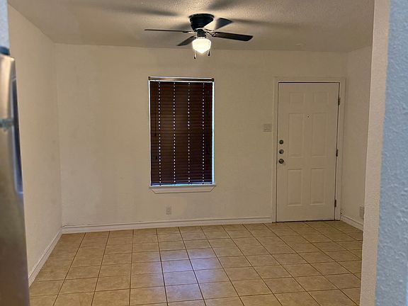4th image of 600 Ellor Dr #600