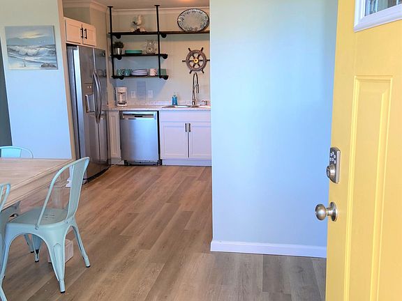 2nd image of 928 E Dolphin Dr #A