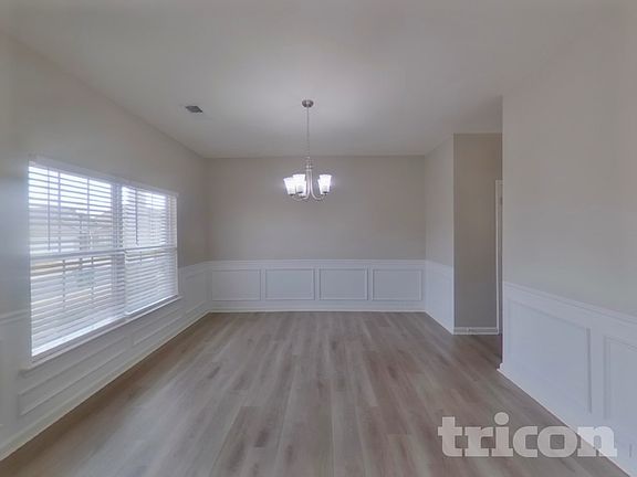 4th image of 321 New Spring Ln