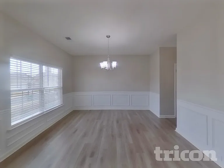 321 New Spring Ln — Photo 4