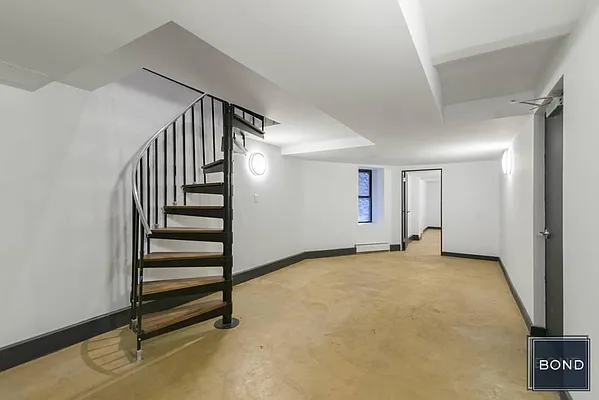 Rented by Bond New York | media 41