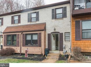 43 Bishop Dr, Aston, PA 19014
