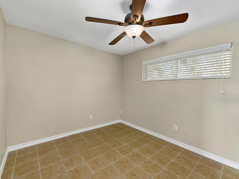 115 Arbor St — Photo 17