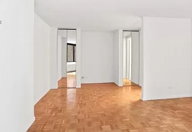4th image of 255 E 49th St #6F