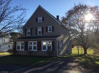 26 Ashford St, Newton, NJ 07860