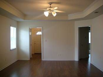 4th image of 4227 Hamilton Cir