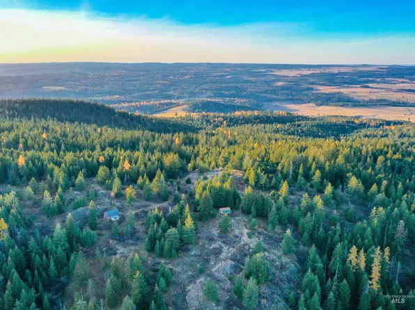 624 Radar Rd, Cottonwood, ID 83522