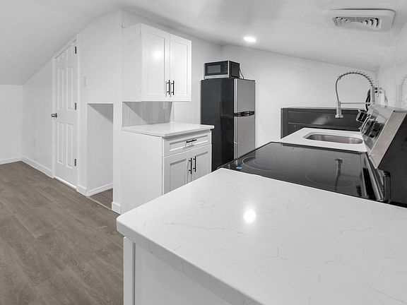 4th image of 100 Haledon Ave Floor 3