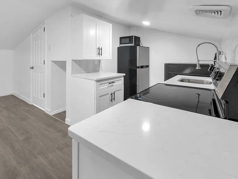 100 Haledon Ave #3 — Photo 4
