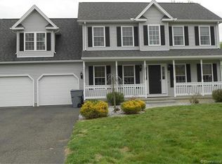 14 Deer Run, Enfield, CT 06082