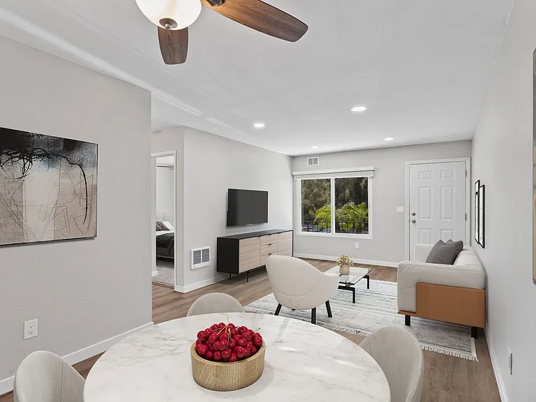 Point Loma Bay Apartments | Coastal Living Near the Beach — Photo 120