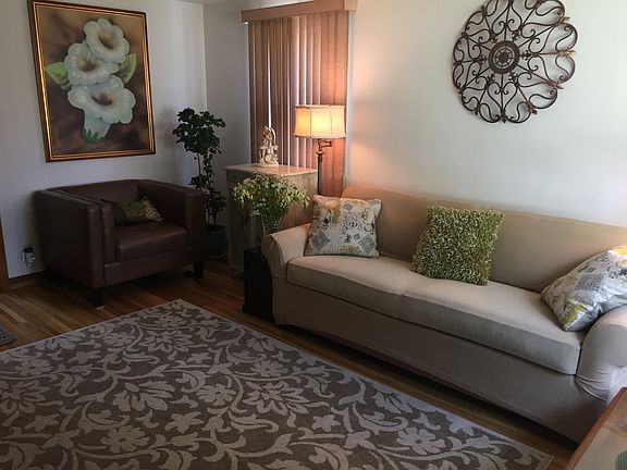 4th image of 48 Wilmington Ave