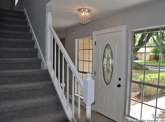5th image of 5839 Oak Run St