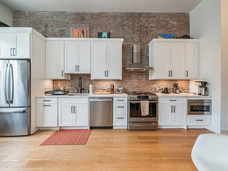 520 Palisade Ave #405 — Photo 6