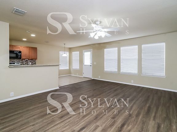 3rd image of 10409 Jaybird Dr