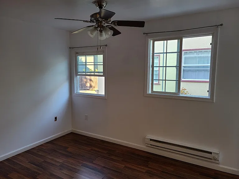1625 Fairview St #C — Photo 3