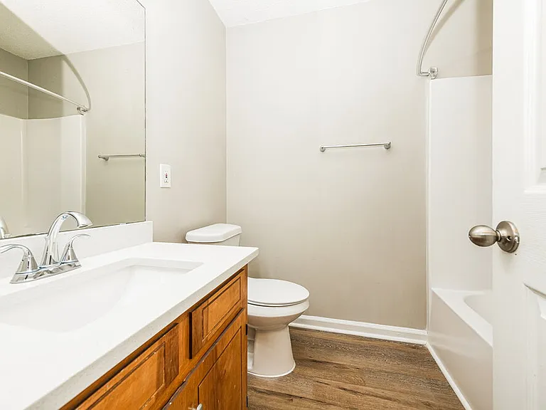 808 Hepplewhite Ct — Photo 11