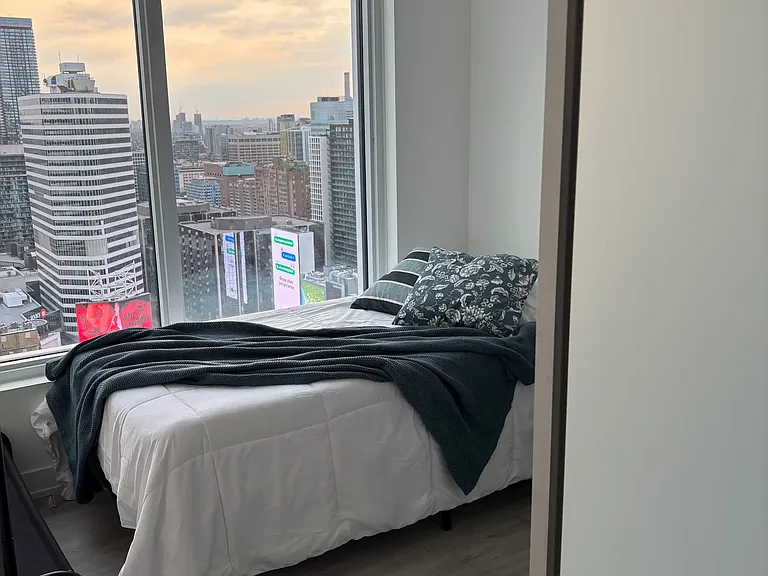 252 Church St #4012 — Photo 3