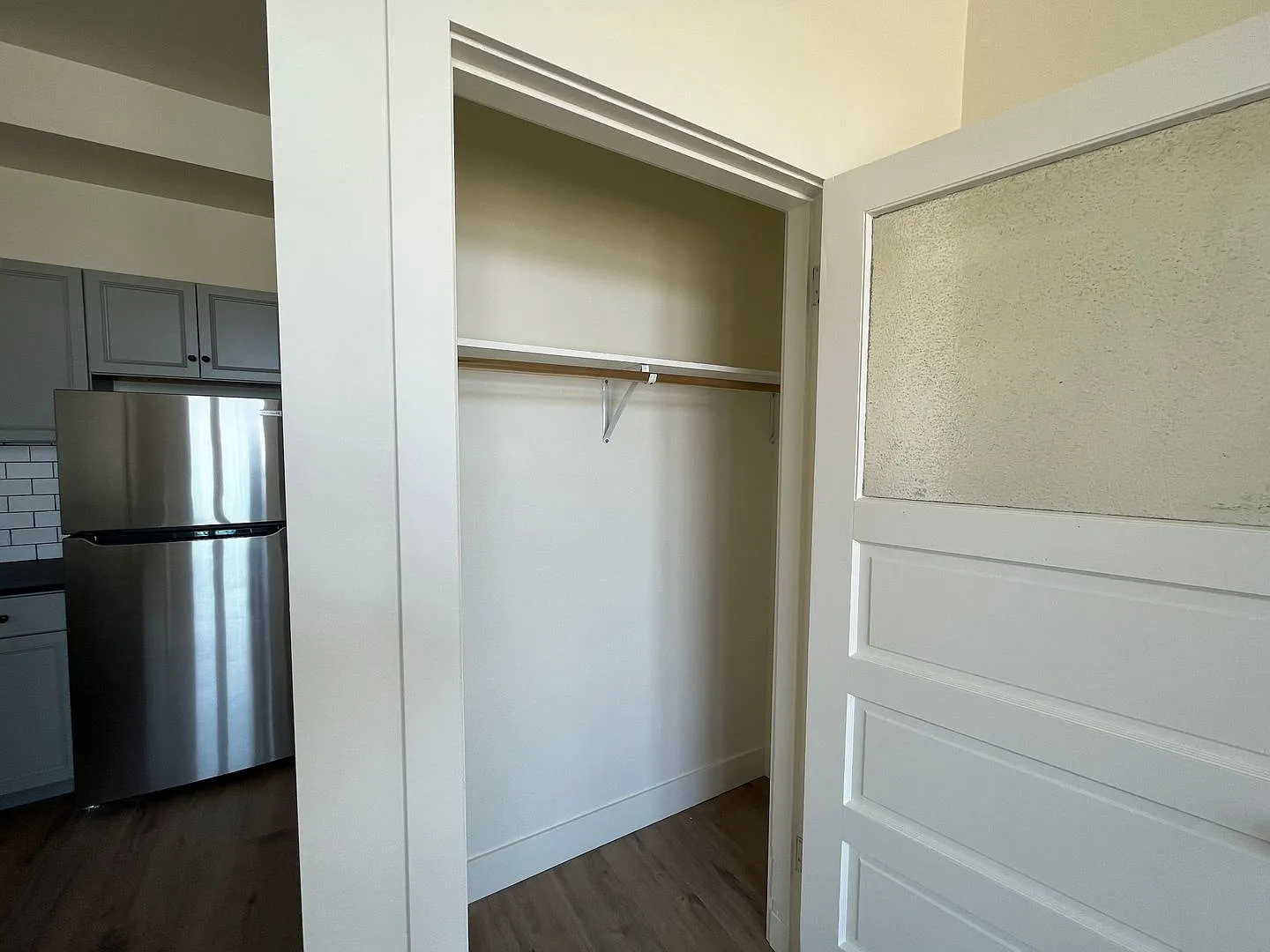 Newly Remodeled Modern Studio Apartment in Downtown Bellingham — Photo 4