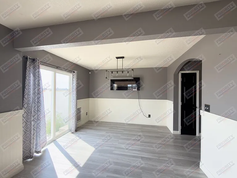 3301 Quacker Ave — Photo 10