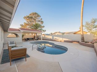 6750 Laronda Ln, Las Vegas, NV 89156
