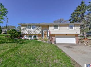 1911 Ammon Ave, Lincoln, NE 68505