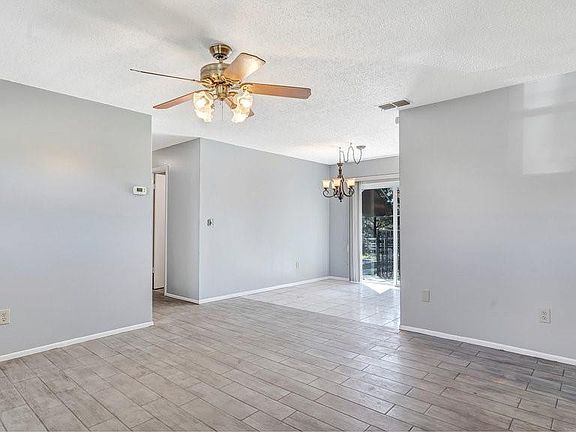 4th image of 16136 Donney Moor Ln