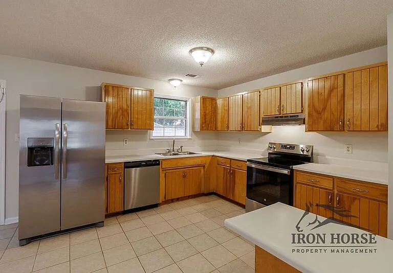 335 Oak Meadows Dr — Photo 6