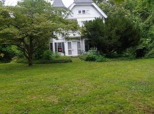 8 New Preston Hill Rd, New Preston Marble Dale, CT 06777