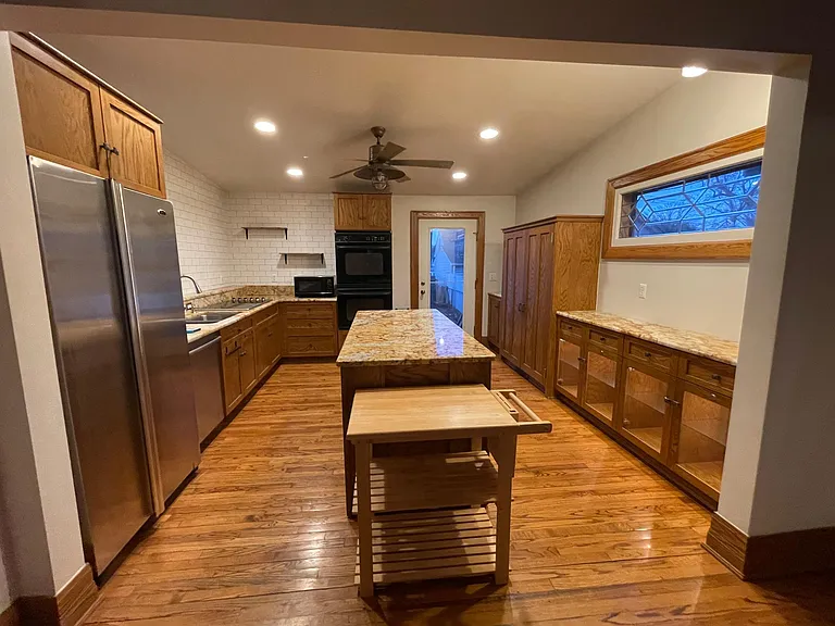 319 Dewey St — Photo 5