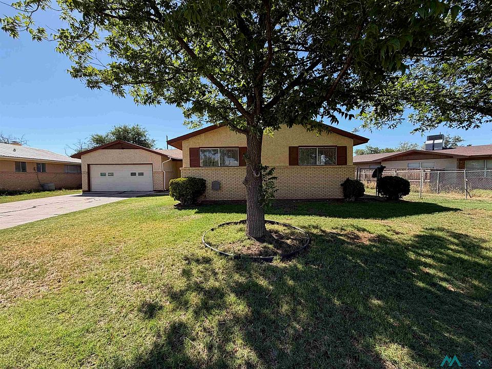 1st image of 1100 Avenida Del Sumbre