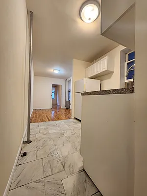 Rented by City Connections Realty | media 14