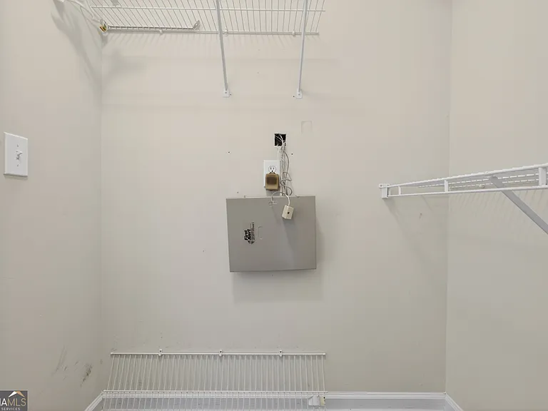 28 Stonehenge Ct — Photo 52