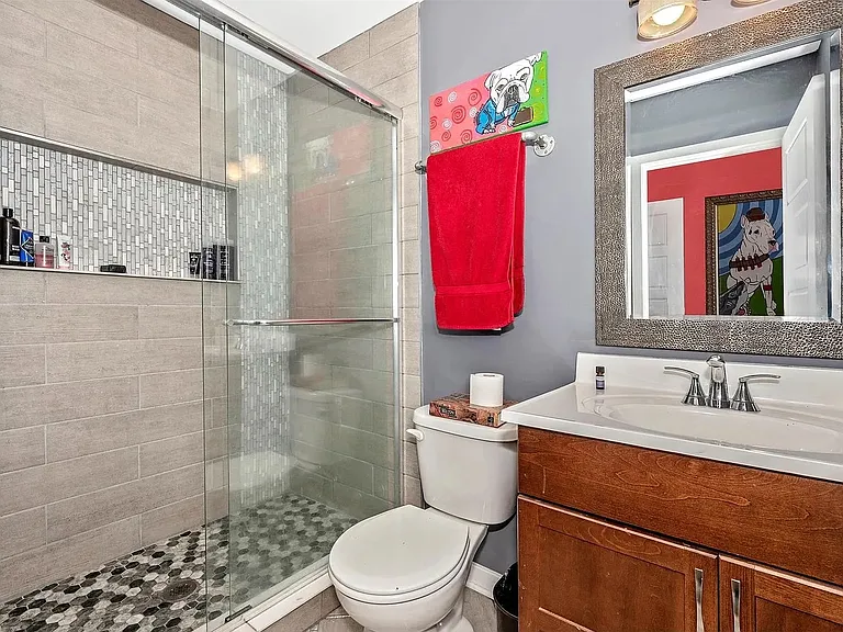 134 N Milton Ave — Photo 13