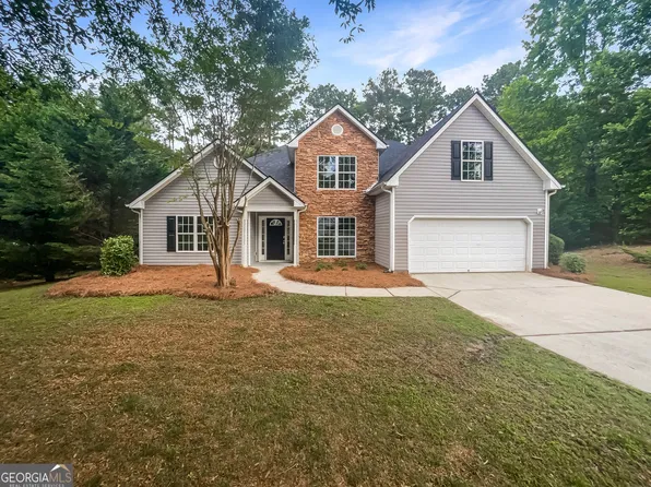 834 Winding Grove Ln, Loganville, GA 30052