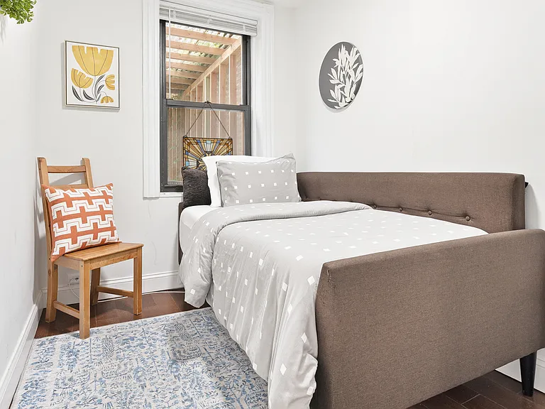 1227 Dean St #1 — Photo 12