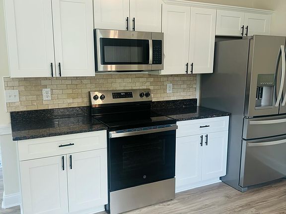 3rd image of 230 Station House Road