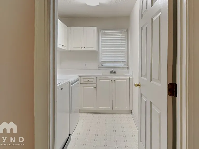 302 Barthel Dr — Photo 17