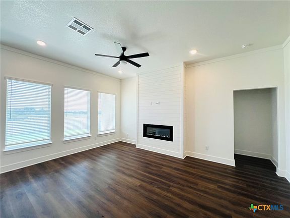 3rd image of 2919 Atascosa Dr