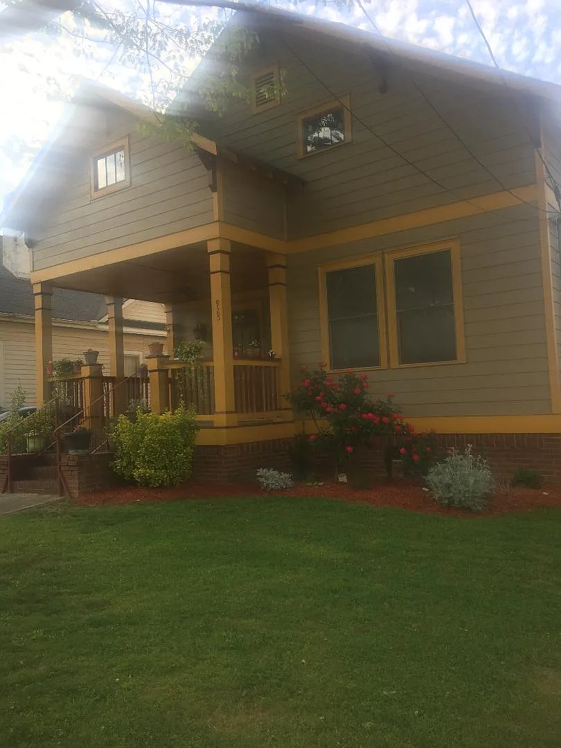 Exterior Front View - Oglethorpe Ave SW