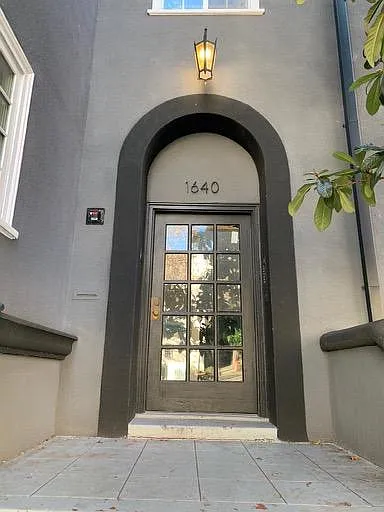 1640 Euclid Ave — Photo 2